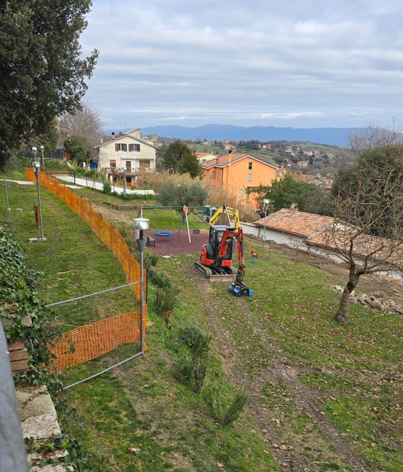 immagine notizia (ptn) Avigliano Umbro, iniziati i lavori di riqualificazione di Via della Pace: “400mila euro dalla Regione per migliorare sicurezza e decoro della zona”